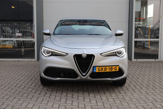 ALFA ROMEO STELVIO 2.2D SUPER AUT/CARPLAY/AD.CRUISE/NAVI/CAMERA/CLIMA/79DKM!/18, Carmix, OSS