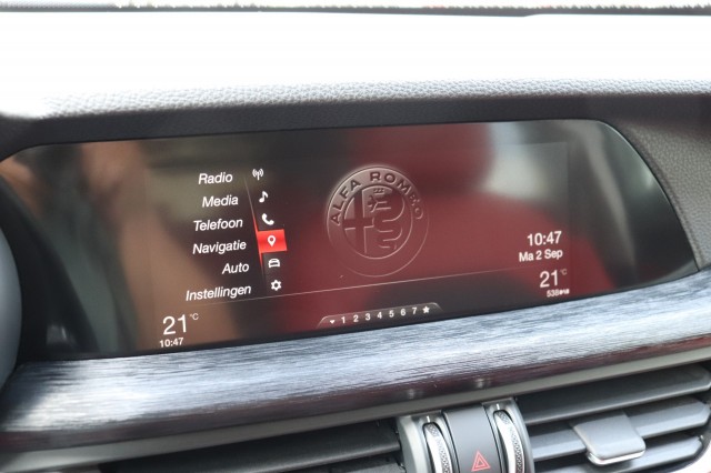 ALFA ROMEO STELVIO 2.2D SUPER AUT/CARPLAY/AD.CRUISE/NAVI/CAMERA/CLIMA/79DKM!/18, Carmix, OSS