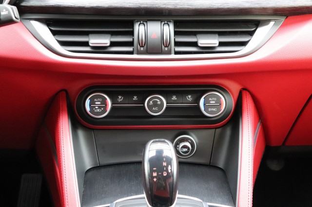 ALFA ROMEO STELVIO 2.2D SUPER AUT/CARPLAY/AD.CRUISE/NAVI/CAMERA/CLIMA/79DKM!/18, Carmix, OSS