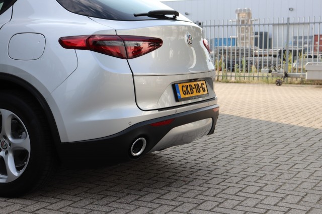 ALFA ROMEO STELVIO 2.2D SUPER AUT/CARPLAY/AD.CRUISE/NAVI/CAMERA/CLIMA/79DKM!/18, Carmix, OSS