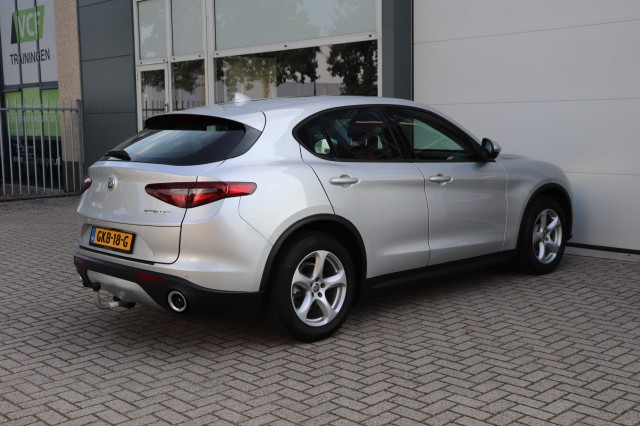 ALFA ROMEO STELVIO 2.2D SUPER AUT/CARPLAY/AD.CRUISE/NAVI/CAMERA/CLIMA/79DKM!/18, Carmix, OSS