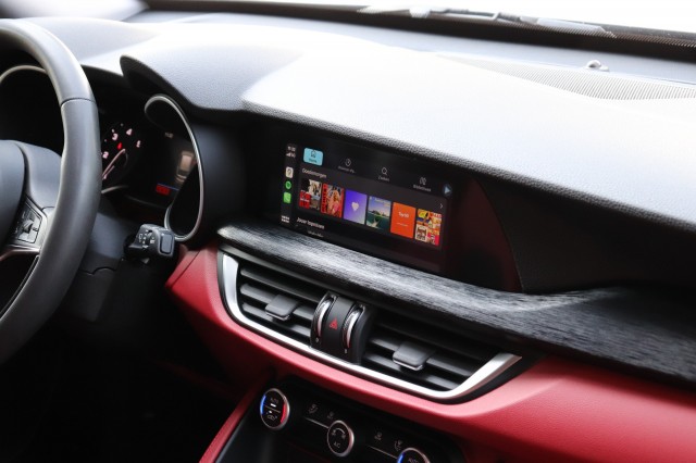ALFA ROMEO STELVIO 2.2D SUPER AUT/CARPLAY/AD.CRUISE/NAVI/CAMERA/CLIMA/79DKM!/18, Carmix, OSS