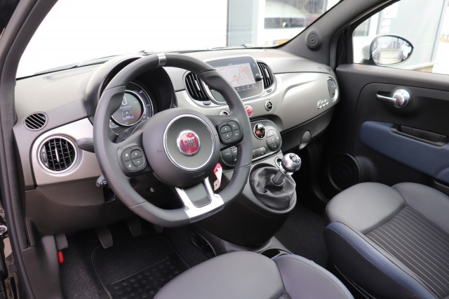 FIAT 500 1.0 HYBRID SPORT 6BAK/A.CARPLAY/PAN.DAK/CLIMA/CRUISE/DIG.TELLER/, Carmix, OSS