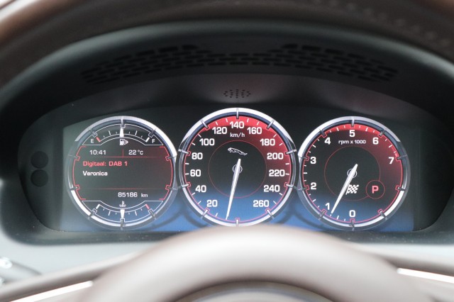 JAGUAR XJ 3.0 V6 SC (340PK) PORTFOLIO/ORIG.NL/PAN.DAK/85DKM!/19, Carmix, OSS