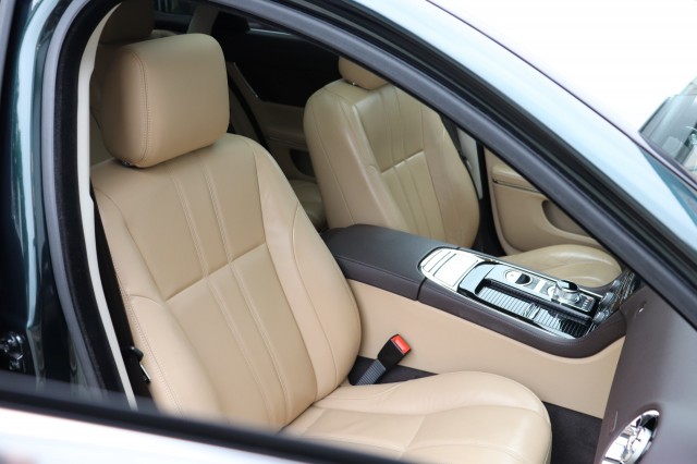 JAGUAR XJ 3.0 V6 SC (340PK) PORTFOLIO/ORIG.NL/PAN.DAK/85DKM!/19, Carmix, OSS