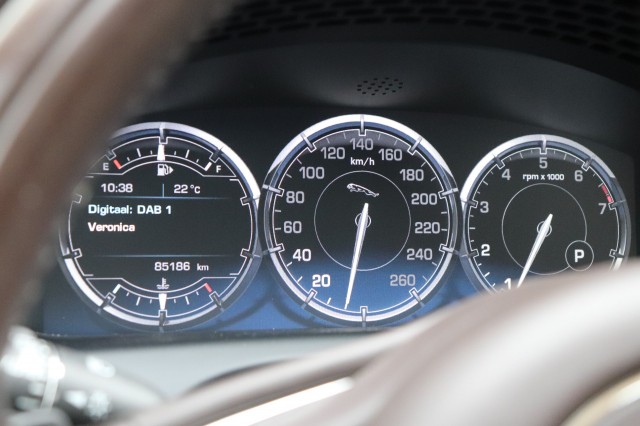 JAGUAR XJ 3.0 V6 SC (340PK) PORTFOLIO/ORIG.NL/PAN.DAK/85DKM!/19, Carmix, OSS