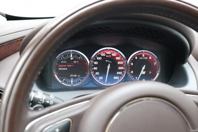 JAGUAR XJ 3.0 V6 SC (340PK) PORTFOLIO/ORIG.NL/PAN.DAK/85DKM!/19, Carmix, OSS