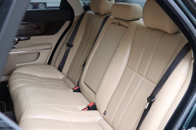 JAGUAR XJ 3.0 V6 SC (340PK) PORTFOLIO/ORIG.NL/PAN.DAK/85DKM!/19, Carmix, OSS