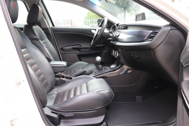 ALFA ROMEO GIULIETTA 1.4 T DISTINCTIVE, Carmix, OSS