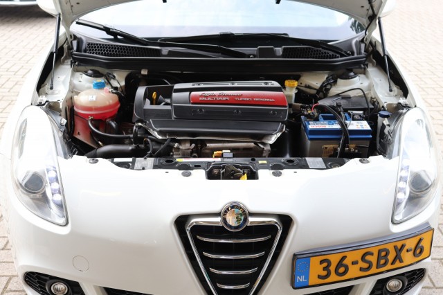 ALFA ROMEO GIULIETTA 1.4 T DISTINCTIVE, Carmix, OSS