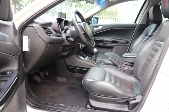 ALFA ROMEO GIULIETTA 1.4 T DISTINCTIVE, Carmix, OSS