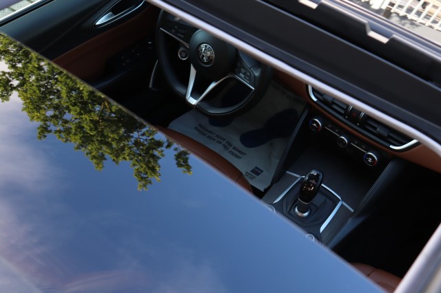 ALFA ROMEO GIULIA 2.0T SUPER AUT/PAN.DAK/LEER/NAVI/MEMORYSTOEL/STOELVERW./1E EIG, Carmix, OSS