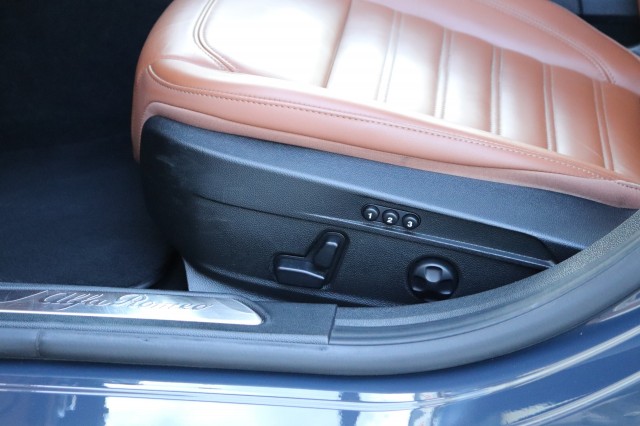 ALFA ROMEO GIULIA 2.0T SUPER AUT/PAN.DAK/LEER/NAVI/MEMORYSTOEL/STOELVERW./1E EIG, Carmix, OSS