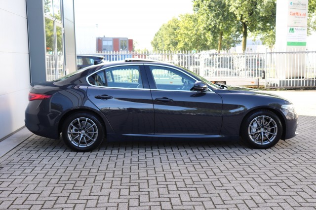 ALFA ROMEO GIULIA 2.0T SUPER AUT/PAN.DAK/LEER/NAVI/MEMORYSTOEL/STOELVERW./1E EIG, Carmix, OSS
