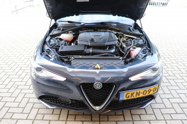 ALFA ROMEO GIULIA 2.0T SUPER AUT/PAN.DAK/LEER/NAVI/MEMORYSTOEL/STOELVERW./1E EIG, Carmix, OSS
