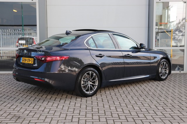 ALFA ROMEO GIULIA 2.0T SUPER AUT/PAN.DAK/LEER/NAVI/MEMORYSTOEL/STOELVERW./1E EIG, Carmix, OSS