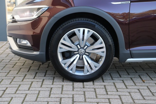 VOLKSWAGEN PASSAT ALLTRACK 2.0 BITDI 4Motion HIGHL. DSG/MASSAGE/PAN.DAK/DEALERONDERH., Carmix, OSS