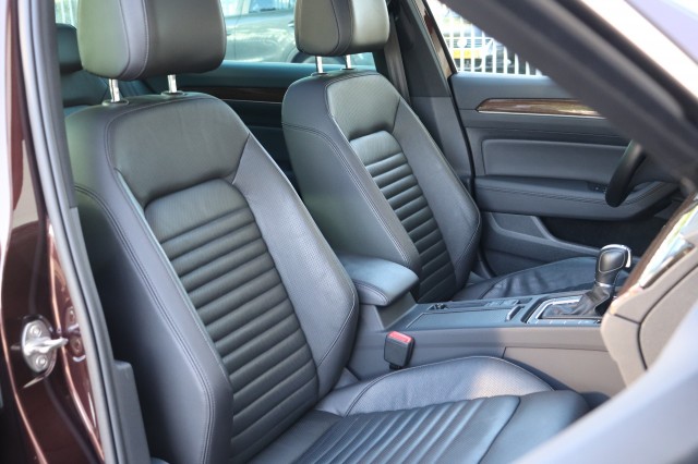 VOLKSWAGEN PASSAT ALLTRACK 2.0 BITDI 4Motion HIGHL. DSG/MASSAGE/PAN.DAK/DEALERONDERH., Carmix, OSS