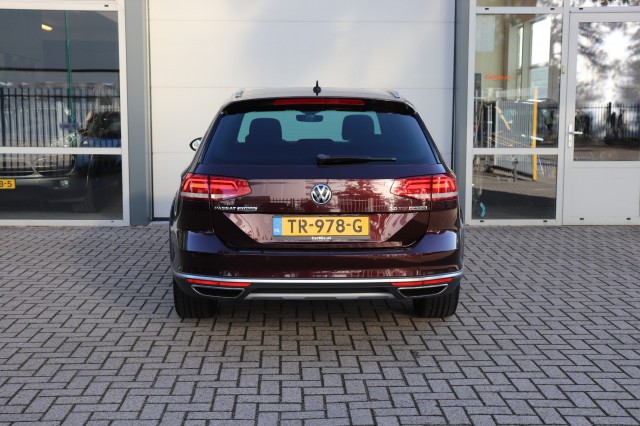 VOLKSWAGEN PASSAT ALLTRACK 2.0 BITDI 4Motion HIGHL. DSG/MASSAGE/PAN.DAK/DEALERONDERH., Carmix, OSS