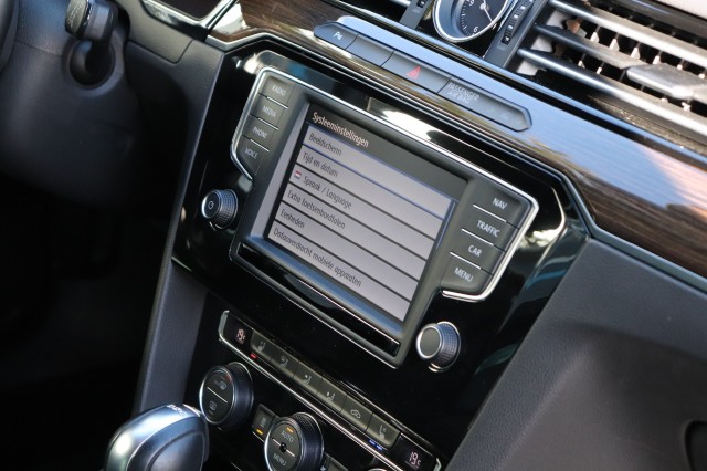 VOLKSWAGEN PASSAT ALLTRACK 2.0 BITDI 4Motion HIGHL. DSG/MASSAGE/PAN.DAK/DEALERONDERH., Carmix, OSS