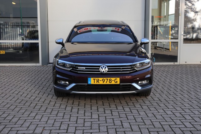 VOLKSWAGEN PASSAT ALLTRACK 2.0 BITDI 4Motion HIGHL. DSG/MASSAGE/PAN.DAK/DEALERONDERH., Carmix, OSS