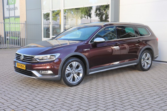 VOLKSWAGEN PASSAT ALLTRACK 2.0 BITDI 4Motion HIGHL. DSG/MASSAGE/PAN.DAK/DEALERONDERH., Carmix, OSS