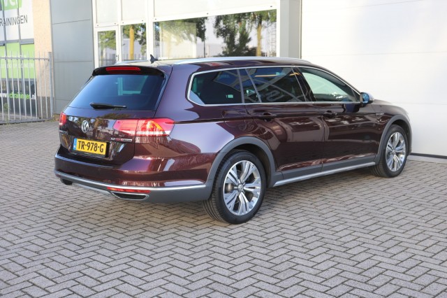 VOLKSWAGEN PASSAT ALLTRACK 2.0 BITDI 4Motion HIGHL. DSG/MASSAGE/PAN.DAK/DEALERONDERH., Carmix, OSS