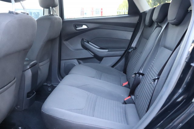 FORD FOCUS 1.0 125PK 6-BAK TITANIUM/NAVI/CLIMA/CRUISE/STOEL&STUURVERW./18, Carmix, OSS