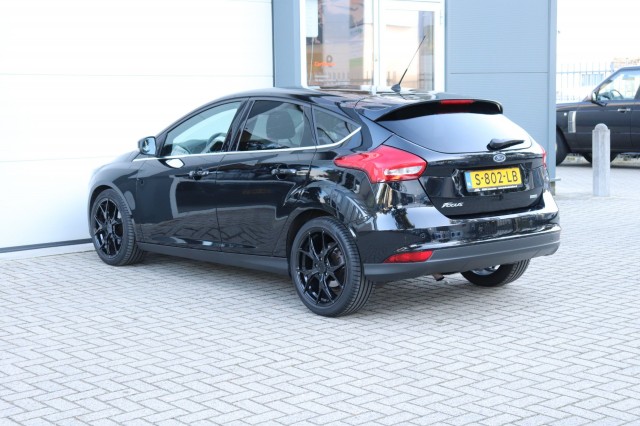 FORD FOCUS 1.0 125PK 6-BAK TITANIUM/NAVI/CLIMA/CRUISE/STOEL&STUURVERW./18, Carmix, OSS