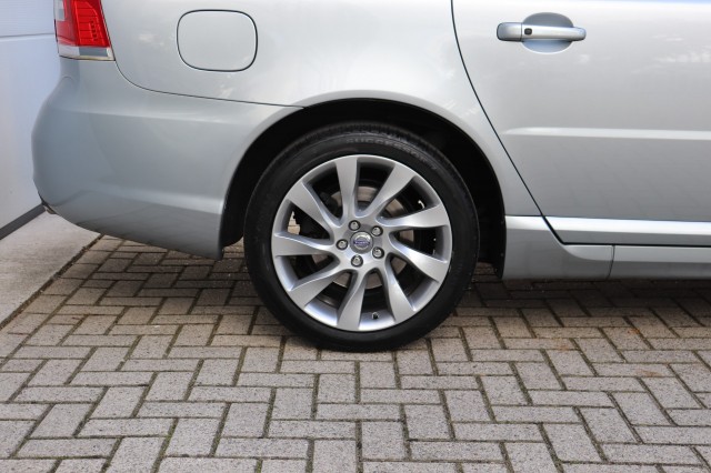 VOLVO V70 2.0 T5 NORDIC+, Carmix, OSS