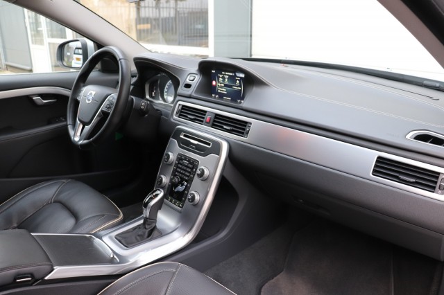 VOLVO V70 2.0 T5 NORDIC+, Carmix, OSS