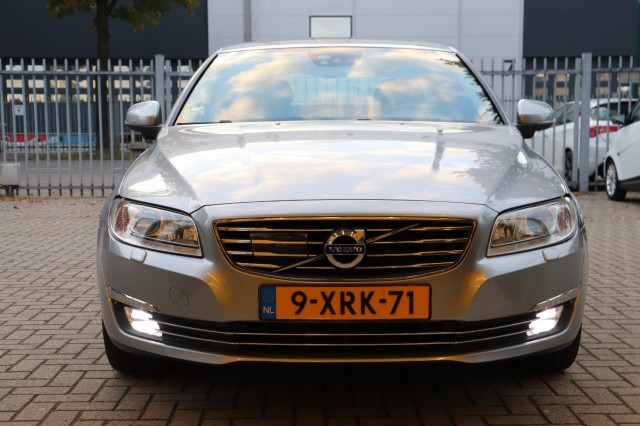 VOLVO V70 2.0 T5 NORDIC+, Carmix, OSS