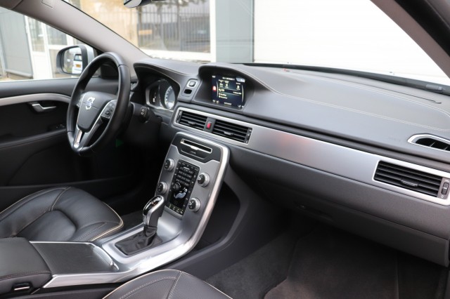 VOLVO V70 2.0 T5 NORDIC+, Carmix, OSS