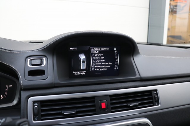 VOLVO V70 2.0 T5 NORDIC+, Carmix, OSS