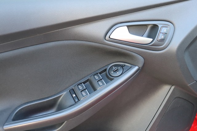 FORD FOCUS WAGON 1.5 ST-LINE 182PK AUT/A.CarPlay/18/86dkm, Carmix, OSS