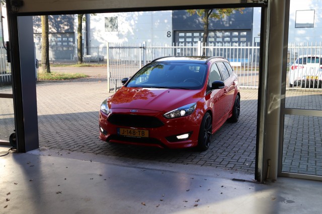 FORD FOCUS WAGON 1.5 ST-LINE 182PK AUT/A.CarPlay/18/86dkm, Carmix, OSS