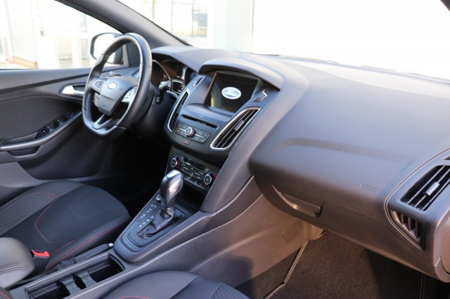 FORD FOCUS WAGON 1.5 ST-LINE 182PK AUT/A.CarPlay/18/86dkm, Carmix, OSS
