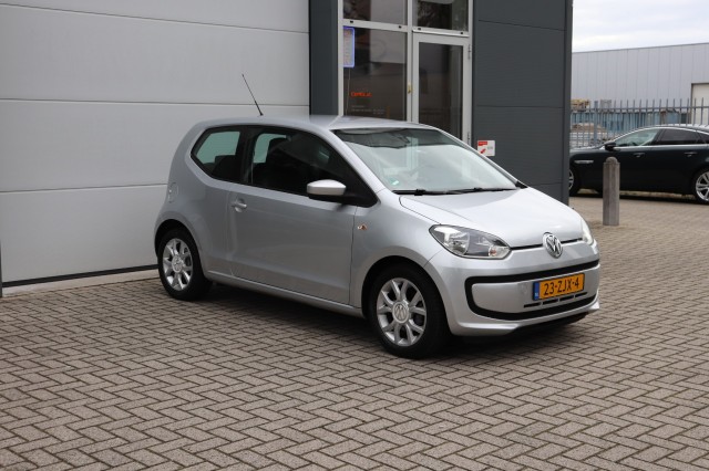 VOLKSWAGEN UP 1.0 MOVE UP! BLUEM./AIRCO/NAVI/15/ORIG.NL, Carmix, OSS