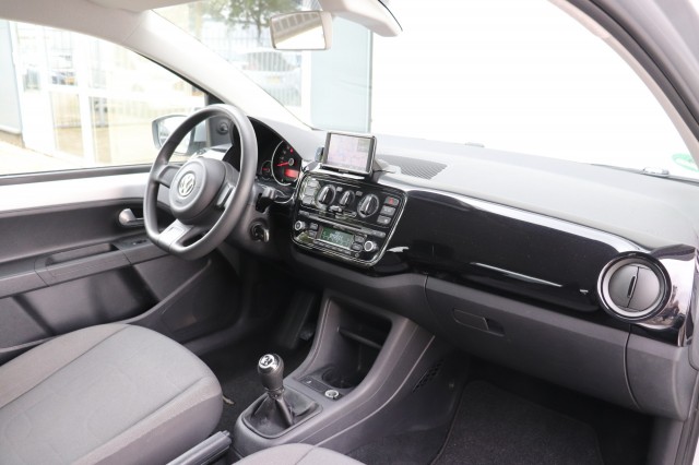 VOLKSWAGEN UP 1.0 MOVE UP! BLUEM./AIRCO/NAVI/15/ORIG.NL, Carmix, OSS