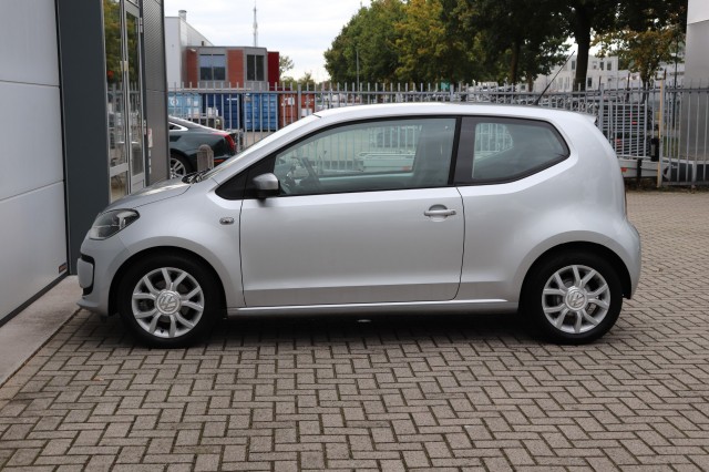 VOLKSWAGEN UP 1.0 MOVE UP! BLUEM./AIRCO/NAVI/15/ORIG.NL, Carmix, OSS