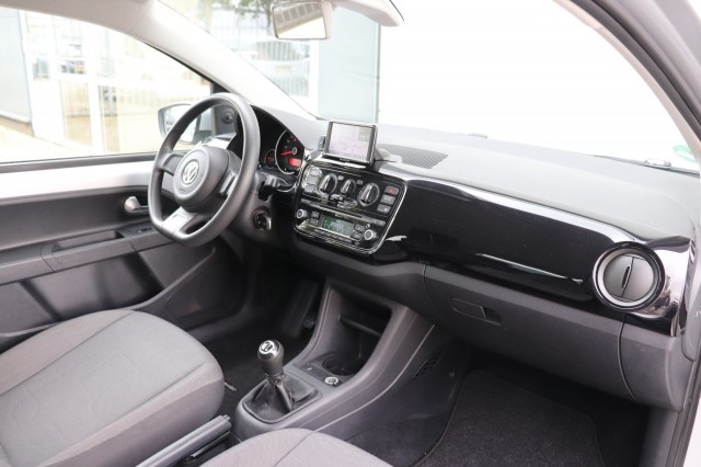 VOLKSWAGEN UP 1.0 MOVE UP! BLUEM./AIRCO/NAVI/15/ORIG.NL, Carmix, OSS