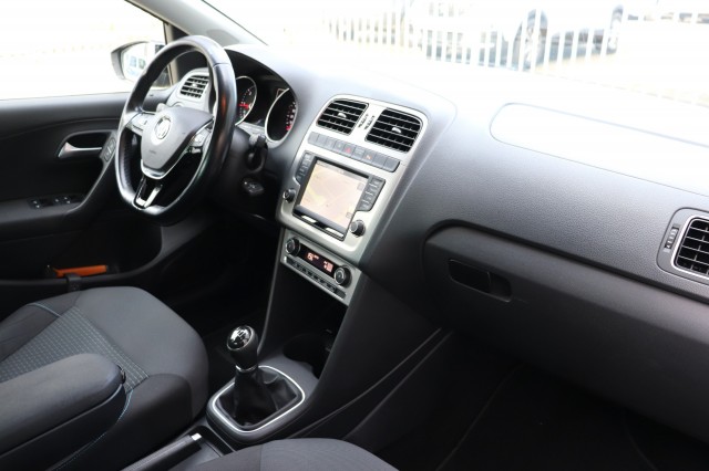 VOLKSWAGEN POLO 1.4 TDI BLUEMOTION/LED/XENON/NAVI/CLIMA/CRUISE/PDC/ORIG.NL, Carmix, OSS