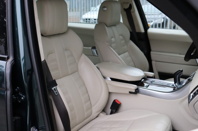 LAND ROVER RANGE ROVER 3.0 SDV6 HY.AUTOB.D., Carmix, OSS