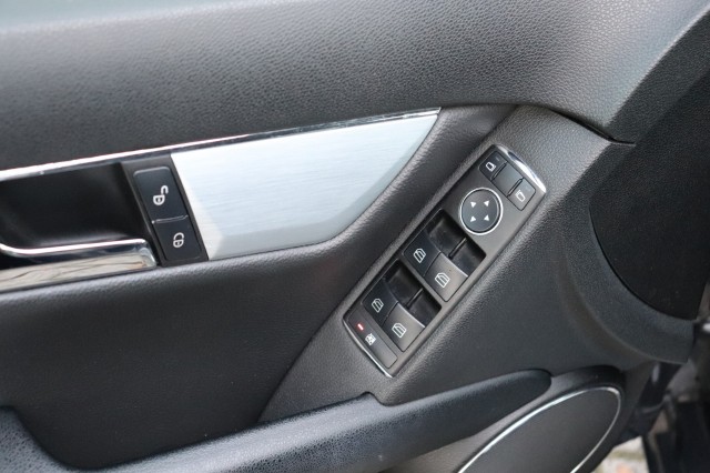 MERCEDES-BENZ C-KLASSE 180 K BlueEFFICIENCY Business Class Avantgarde, Carmix, OSS