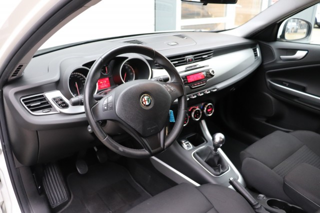 ALFA ROMEO GIULIETTA 1.4 T PROGRESSION, Carmix, OSS