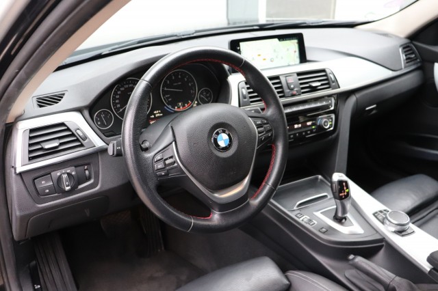 BMW 3-SERIE 320I AUT High Exec. SPORT/1E EIG/LEER/SPORTSTOELEN/LED/XENON/ORI, Carmix, OSS