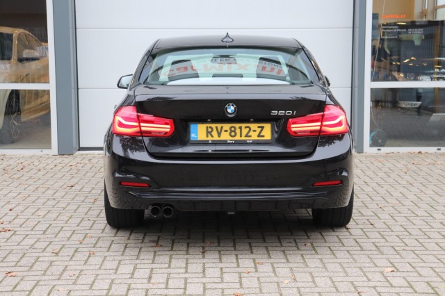 BMW 3-SERIE 320I AUT High Exec. SPORT/1E EIG/LEER/SPORTSTOELEN/LED/XENON/ORI, Carmix, OSS