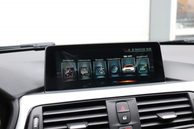 BMW 3-SERIE 320I AUT High Exec. SPORT/1E EIG/LEER/SPORTSTOELEN/LED/XENON/ORI, Carmix, OSS