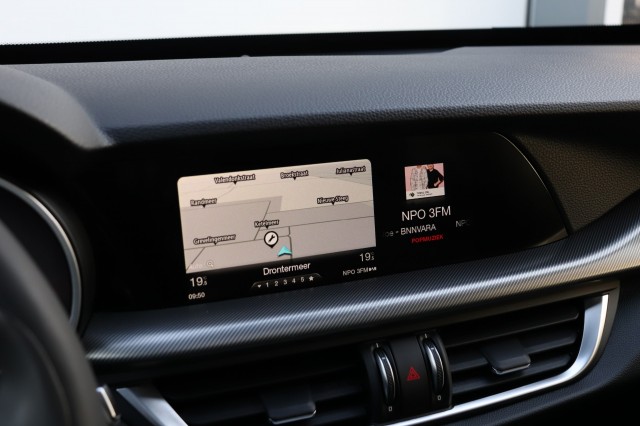 ALFA ROMEO STELVIO 2.0 T AWD Q4 280PK/PAN.DAK/H.KARDON/ORIG.NL/SPORTST/20, Carmix, OSS