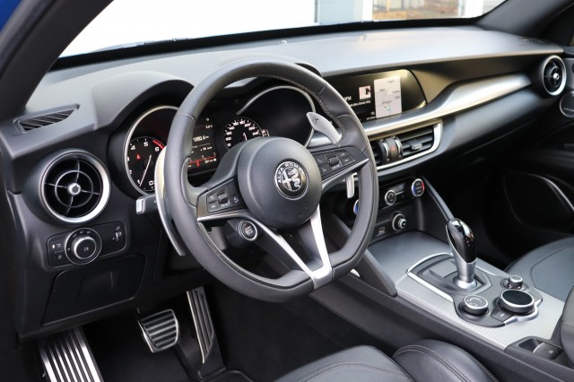 ALFA ROMEO STELVIO 2.0 T AWD Q4 280PK/PAN.DAK/H.KARDON/ORIG.NL/SPORTST/20, Carmix, OSS